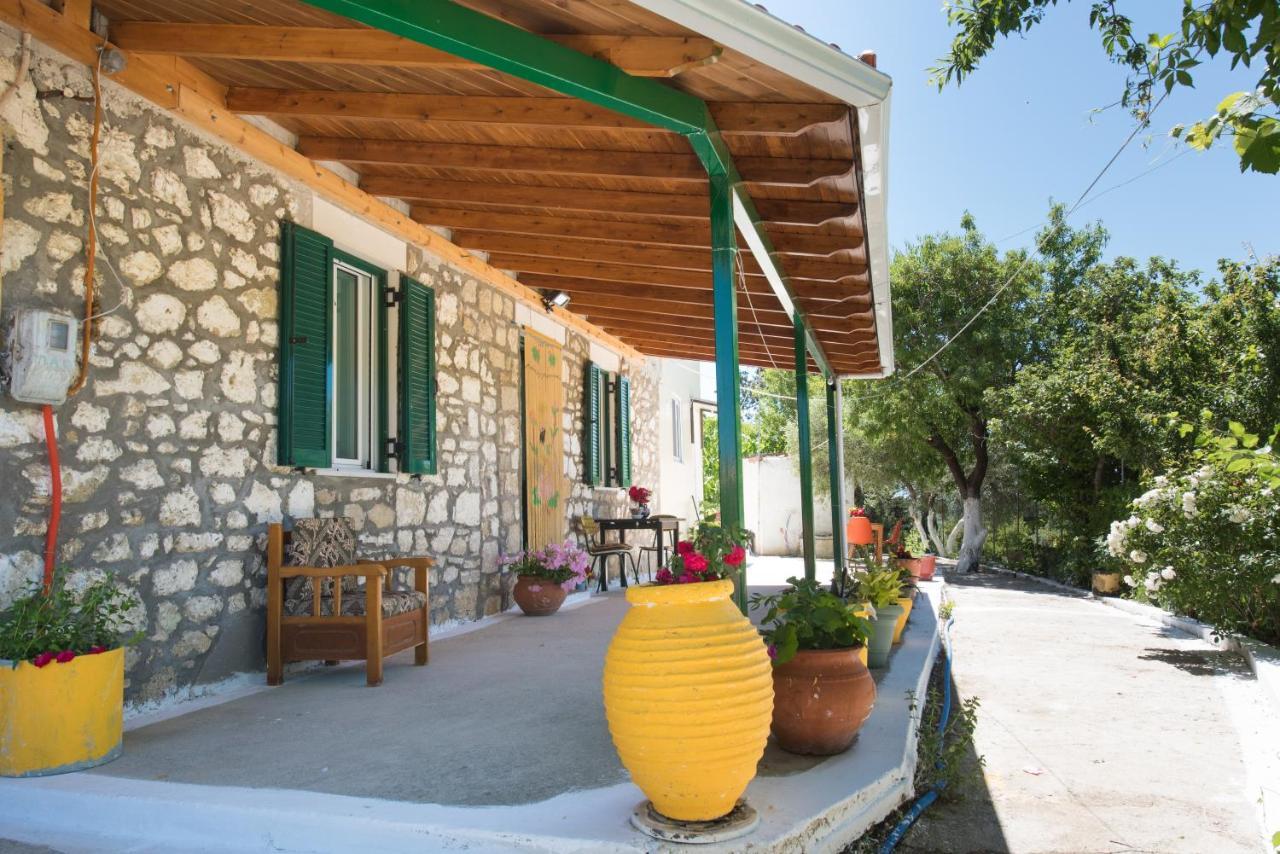 Basil & Guest House Lazarata Exterior photo
